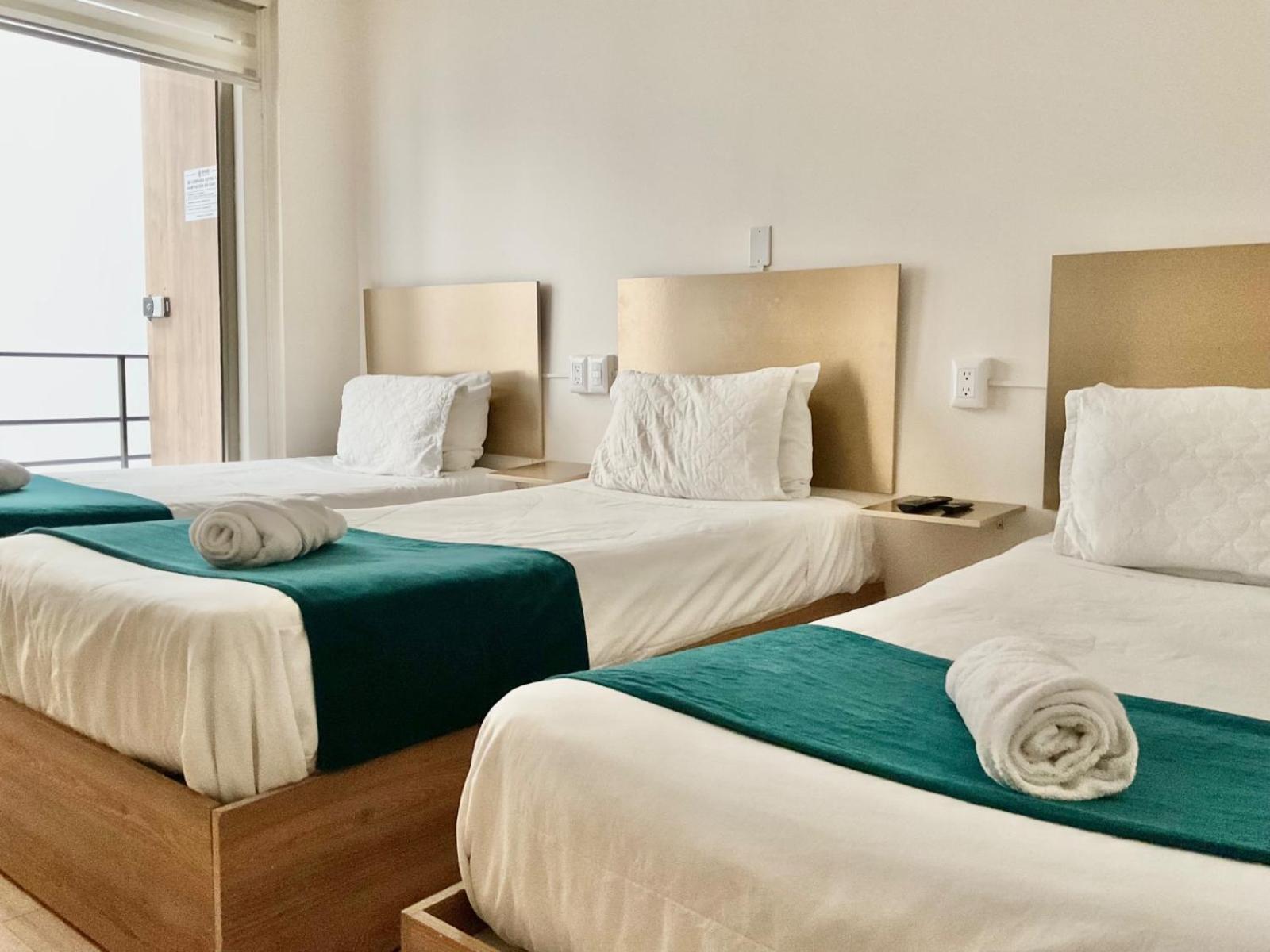 Hotel Brist0L Suites Centro Historico Куэнка Экстерьер фото